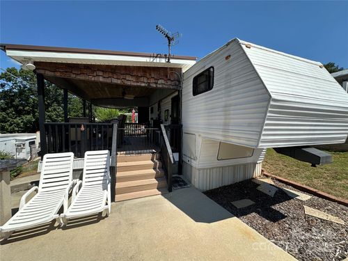 104 Robin Ln, New London, NC, 28127 | Card Image