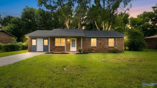 2617 Rita Ln Nw, Huntsville, AL, 35810-3577 | Card Image