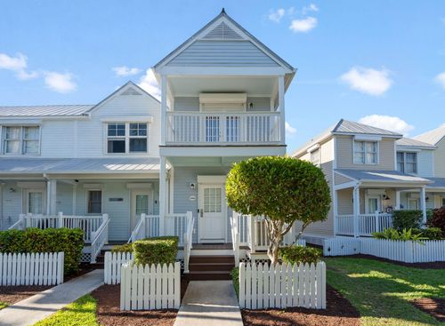 5086 Sunset Village Dr, Duck Key, FL, 33050 | Card Image