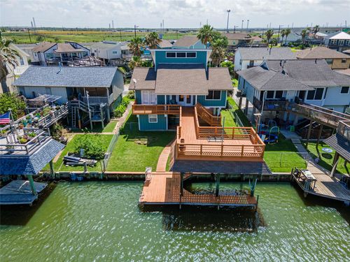 3 N Pelican St, La Marque, TX, 77568-6533 | Card Image