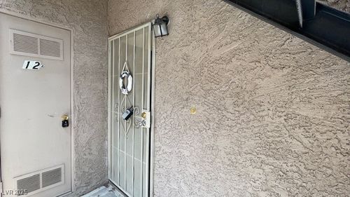 12a-5576 W Rochelle Ave, Las Vegas, NV, 89103-3410 | Card Image