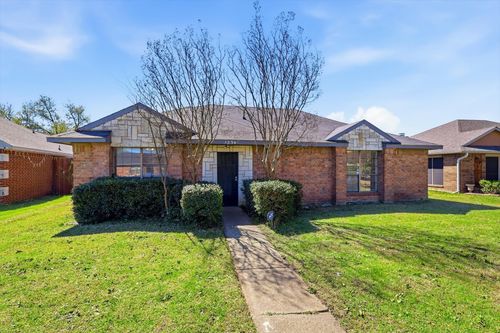 1234 Roan Dr, Lancaster, TX, 75134-2355 | Card Image