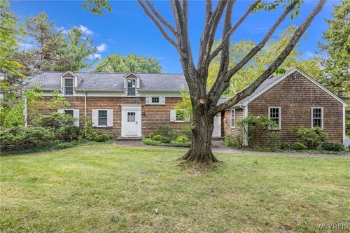 7690 Jewett Holmwood Rd, Orchard Park, NY, 14127-3010 | Card Image