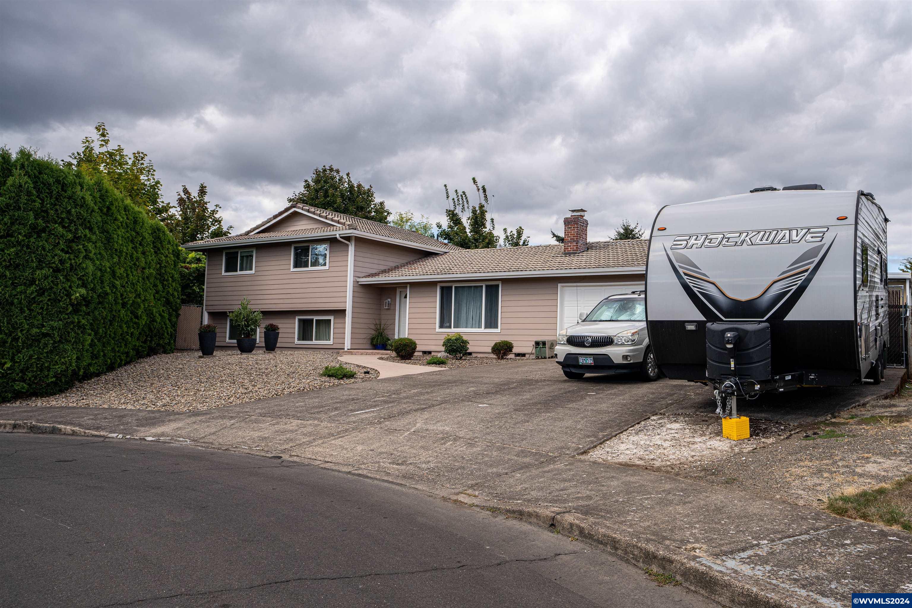 Wilma Ct, Salem, OR 97305