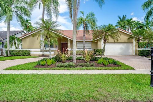 360-360 Nw 107th Ave, Plantation, FL, 33324-1523 | Card Image