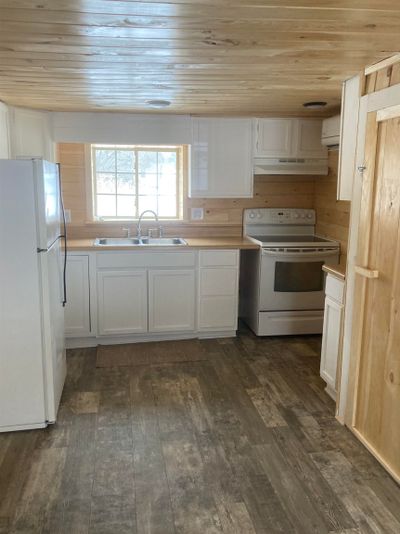 10 North Avenue, House other with 3 bedrooms, 1 bathrooms and null parking in Richford VT | Image 3