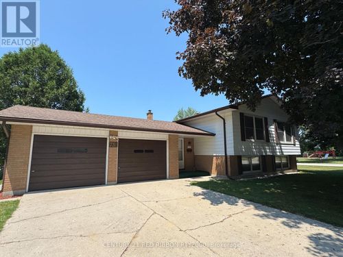 730 Glover Cres, Mount Brydges, ON, N0L1W0 | Card Image