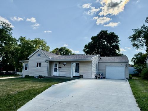 2503 Main St, Peru, IL, 61354-3433 | Card Image
