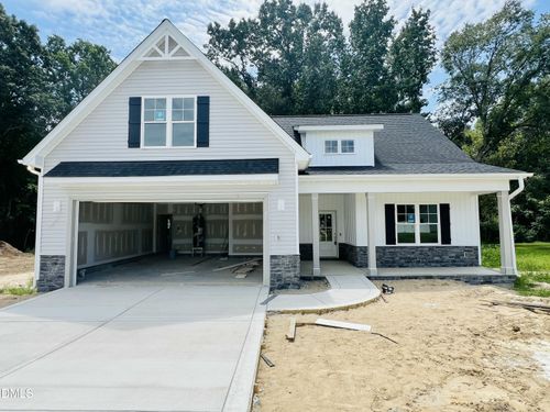 304 Creeks Edge Dr, Pikeville, NC, 27863-7726 | Card Image