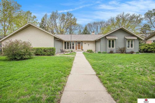1521 Kingston Rd, Lincoln, NE, 68506-1524 | Card Image