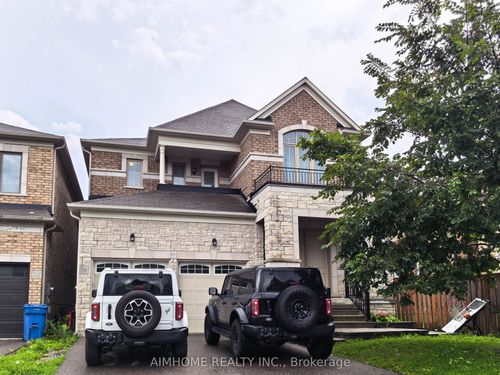706 Harry Douglas St, Newmarket, ON, L3X0J8 | Card Image