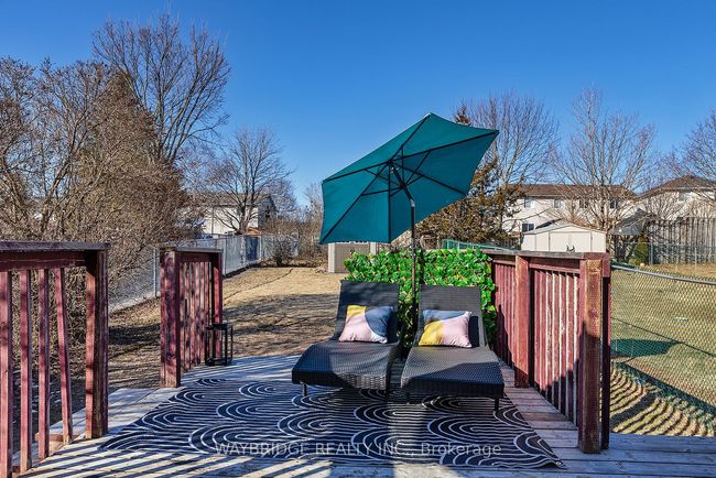 24 Mckeown Cres, House attached with 3 bedrooms, 2 bathrooms and 4 parking in Amherstview ON | Image 14