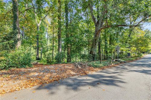 519 Durand Dr Ne, Atlanta, GA, 30307-1109 | Card Image
