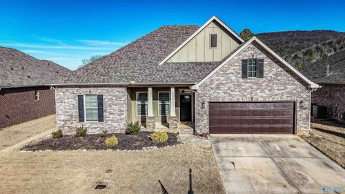 9018 Mountain Preserve Blvd, Gurley, AL, 35748-4509 | Card Image