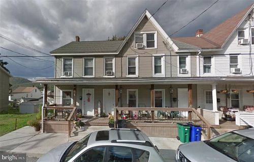 208 W High St, Nesquehoning, PA, 18240-1417 | Card Image