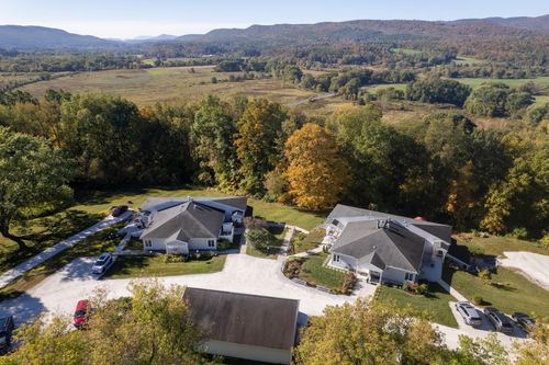 unit-c6-131 Pittsford Cmns, Pittsford, VT, 05763-9421 | Card Image