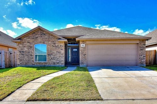 3021 Cantabria St, Corpus Christi, TX, 78415-2164 | Card Image