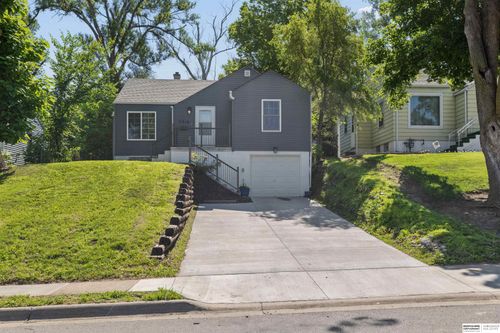 7019 N 33rd St, Omaha, NE, 68112-3021 | Card Image