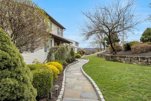 68 Walter Dr, Stony Point, NY, 10980-1041 | Card Image