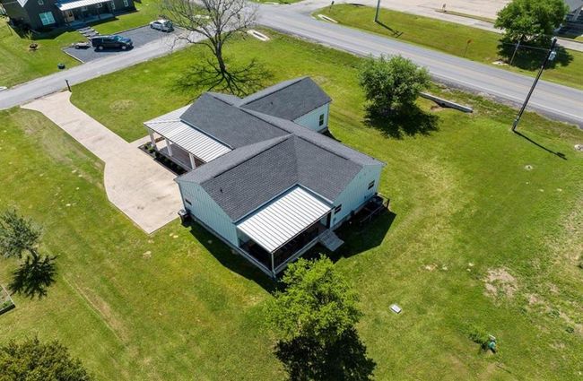 539 Elm St, House other with 2 bedrooms, 2 bathrooms and null parking in New Ulm TX | Image 23