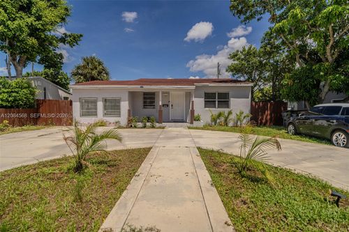2533 Wiley St, Hollywood, FL, 33020-5851 | Card Image