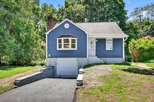 809 Oakwood Dr, Peekskill, NY, 10566-1908 | Card Image