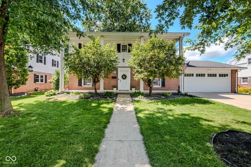 2604 California St, Columbus, IN, 47201-3651 | Card Image