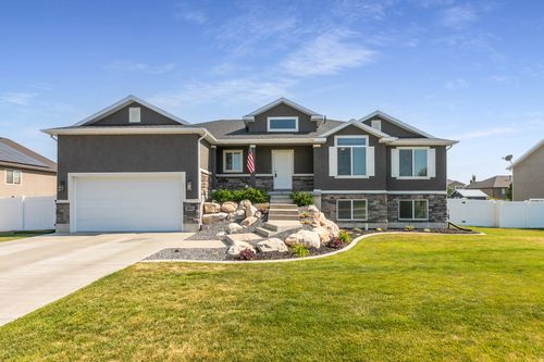 2833 W 2450 N, Plain City, UT, 84404-8722 | Card Image