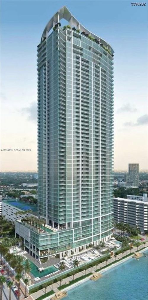 2004-2900 Ne 7th Ave, Miami, FL, 33137-4443 | Card Image