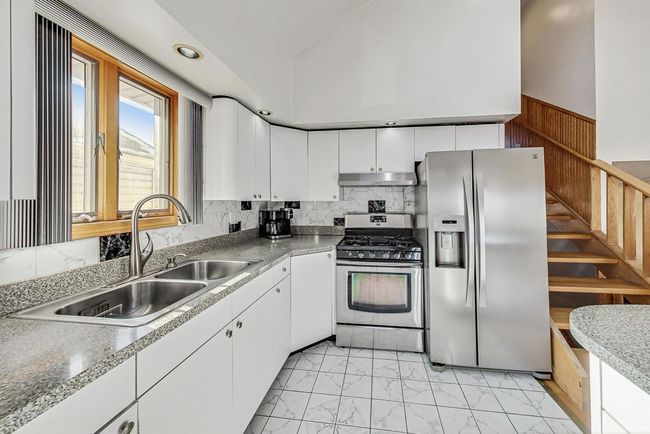 4238 N New England Ave, House other with 5 bedrooms, 3 bathrooms and 2 parking in Harwood Heights IL | Image 10