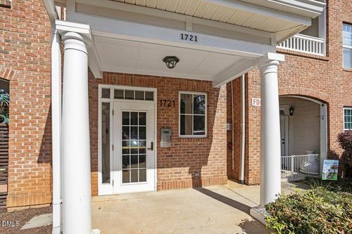 unit-204-1721 Tiffany Bay Ct, Raleigh, NC, 27609-5088 | Card Image