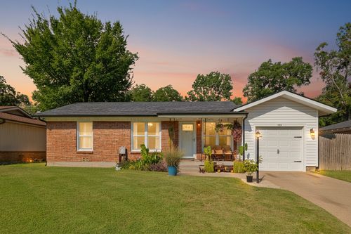 609 Norwood Dr, Hurst, TX, 76053-5715 | Card Image