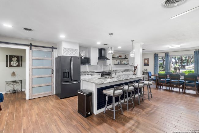 139 Canyon Creek Dr, House other with 4 bedrooms, 4 bathrooms and null parking in Hollywood Park TX | Image 13