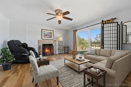 654 Schafer Pl, Escondido, CA, 92025-3926 | Card Image
