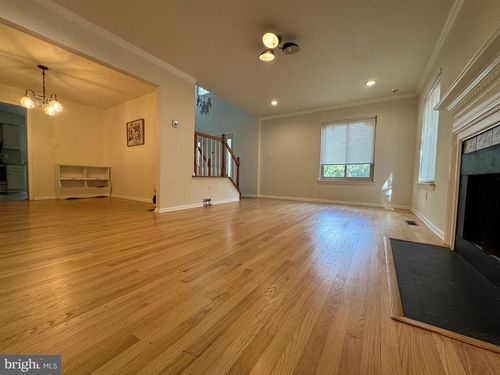 10676 Muirfield Dr, Rockville, MD, 20854-4079 | Card Image