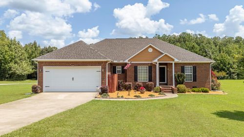 625 Twelve Oaks Dr, Adamsville, TN, 38310-2861 | Card Image