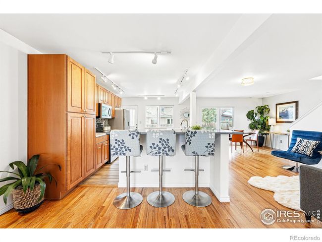 step up to the breakfast bar for a sunny way to start the day | Image 7