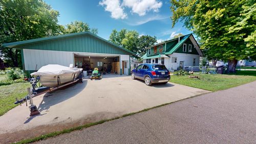 301 Park St, Freeborn, MN, 56032-2231 | Card Image