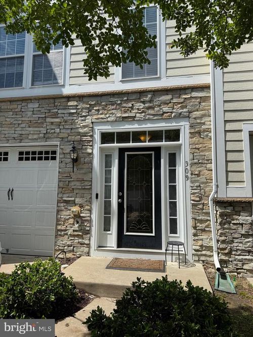 309 Monroe Point Dr, COLONIAL BEACH, VA, 22443-1940 | Card Image