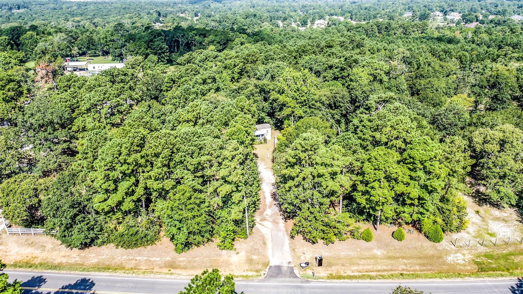 Land in Willis 4