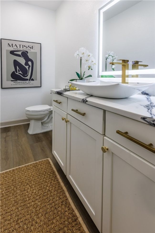 Downstairs Half Bath | Image 13