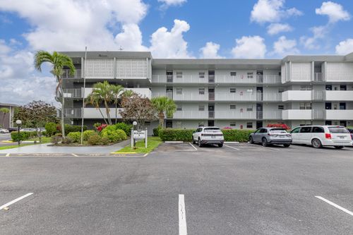 305b-2861 Nw 47th Ter, Lauderdale Lakes, FL, 33313-1747 | Card Image