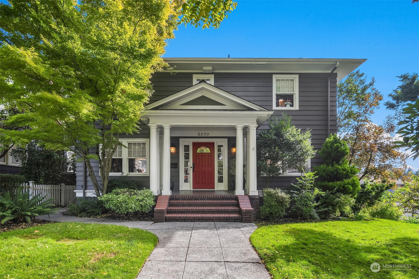 33rd Ave, Seattle, WA 98144