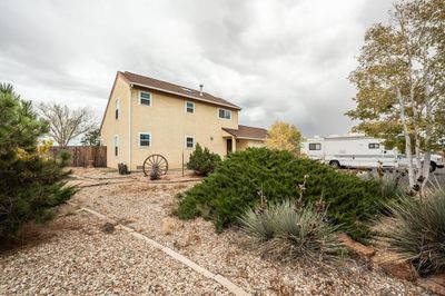 37 S Rolling Prairie Dr, House other with 2 bedrooms, 2 bathrooms and 2 parking in Pueblo West CO | Image 3