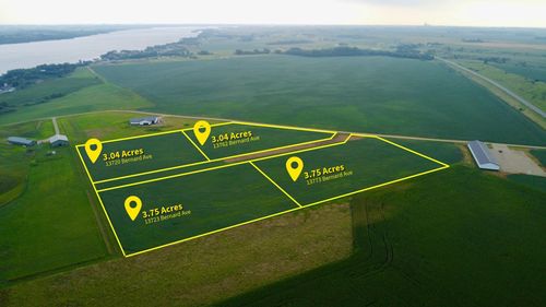 13773 Bernard Avenue, Big Stone City, SD, 57216 | Card Image
