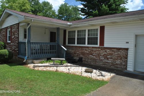 2024 Radiance Dr, Knoxville, TN, 37912-4731 | Card Image