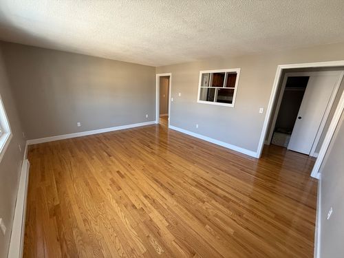 apt-5-7 Cottage St, Mansfield, MA, 02048-2240 | Card Image