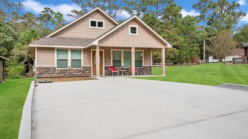 4 Firewood Road, Huntsville, TX, 77340 | Card Image