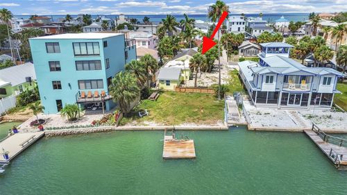 201 90th Ave, TREASURE ISLAND, FL, 33706-3356 | Card Image