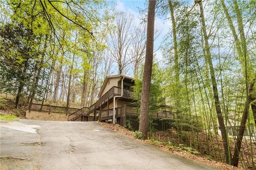 5121 Heather Rd Se, Smyrna, GA, 30082-5121 | Card Image